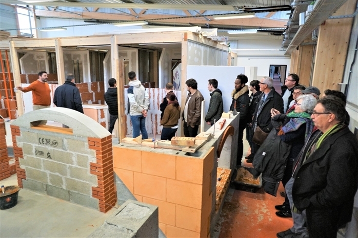 Puis au lycée du batiment à Chasseneuil ...