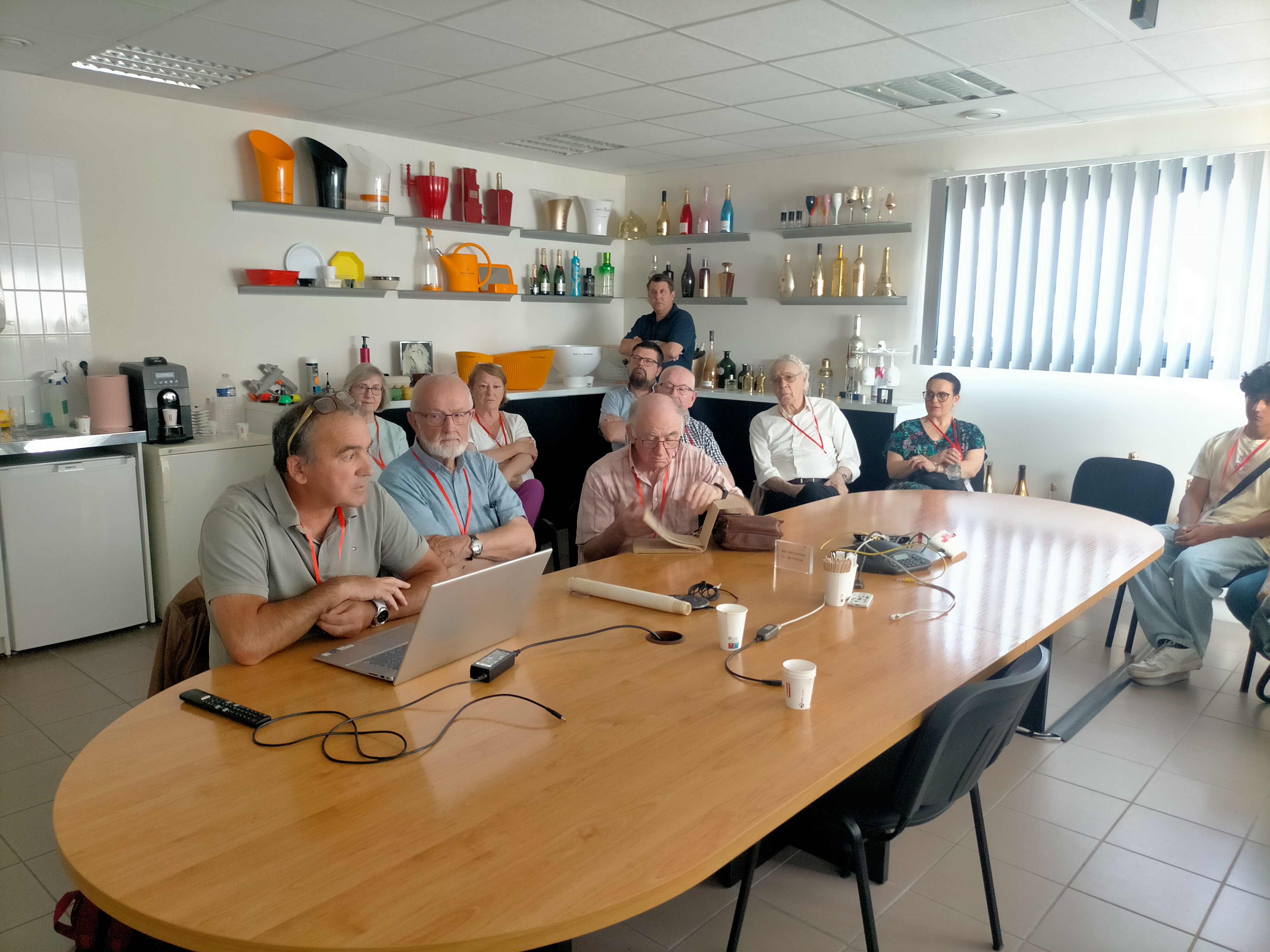 Visite des établissements Hertus à Champniers.