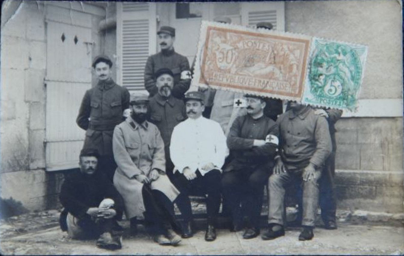 Les infirmiers de l'hopital N°8 de Sillac.